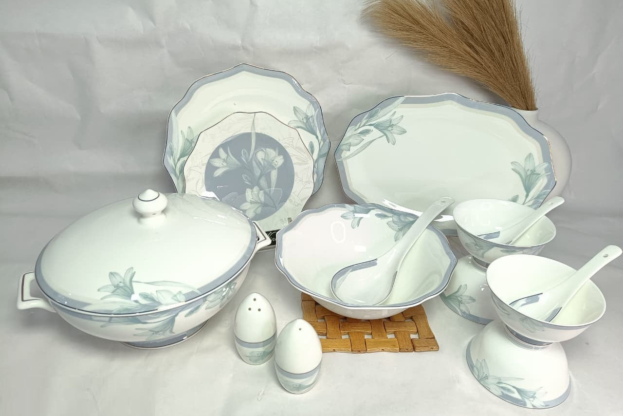 Aurora Grace 46-Piece Vegan Porcelain Dinner Set – Deluxe Tableware for 6