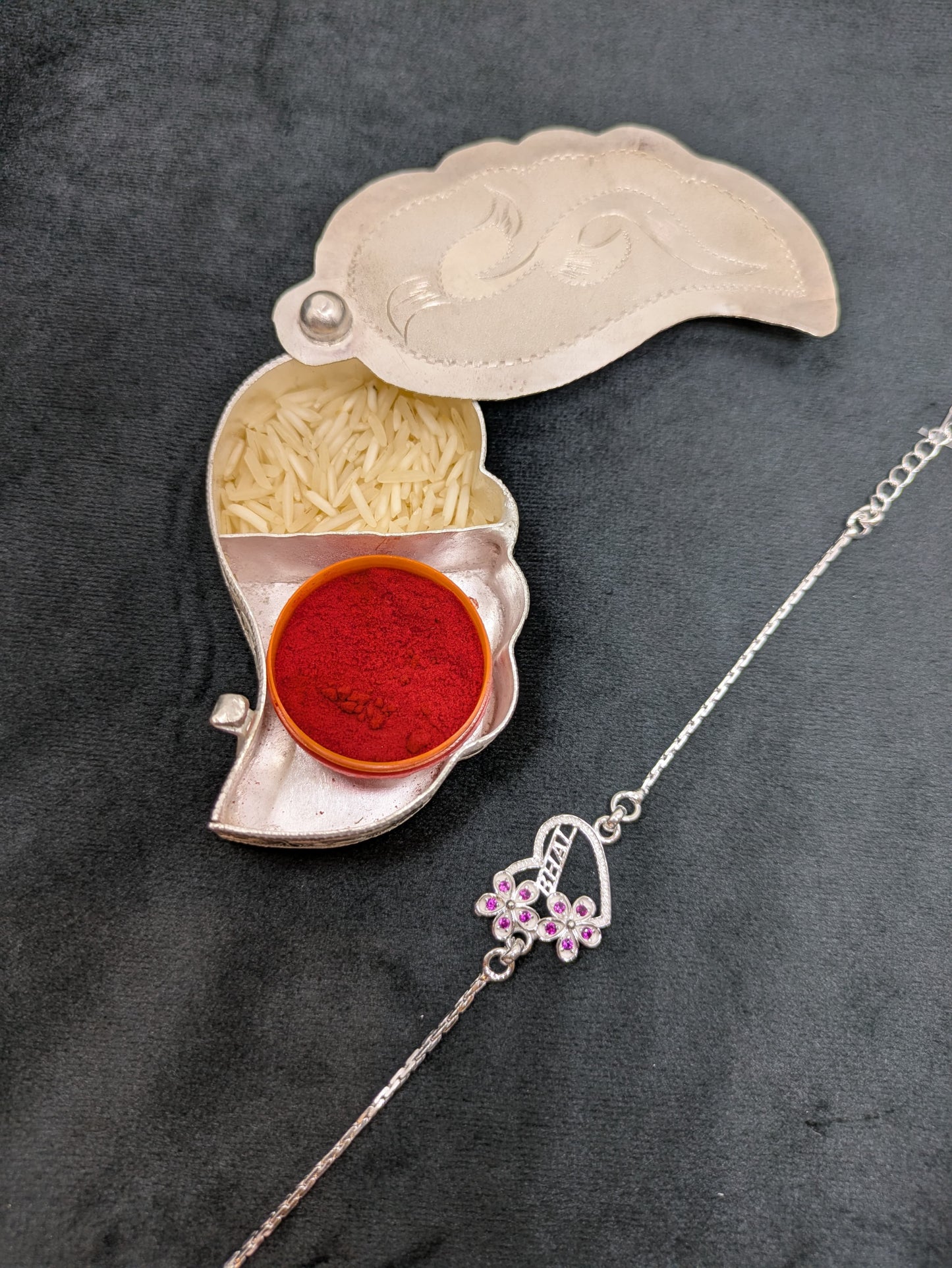 Silver Rakhi (Heart)
