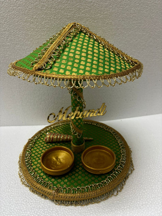 Handcrafted Mehandi Platter with Decorative Umbrella – Green & Golden