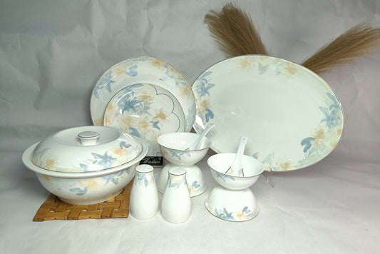 Graceful Bloom 37-piece vegan porcelain dinner set – full tableware for 6