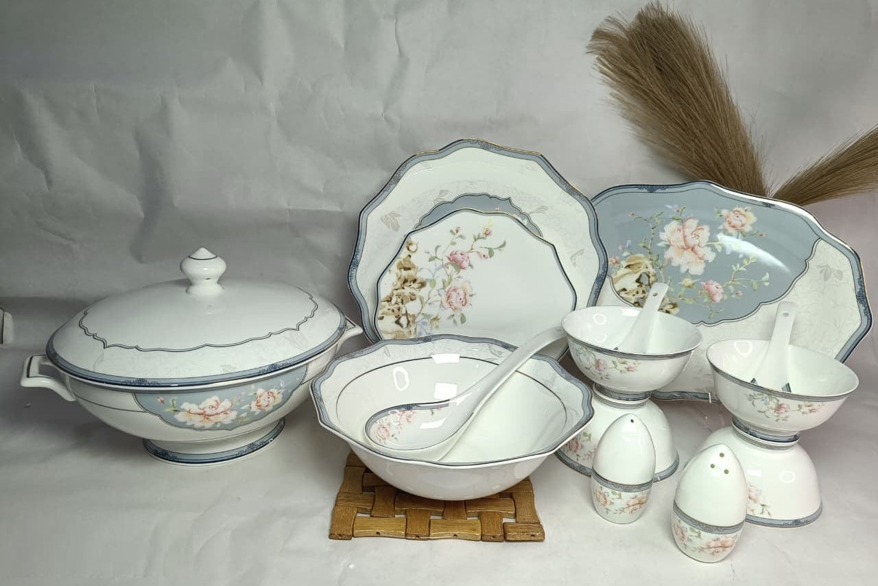 Opaline Crest 46-Piece Porcelain Dinner Set – Full Service Tableware for 6 Persons