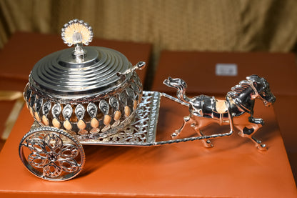 Royal Carriage Server