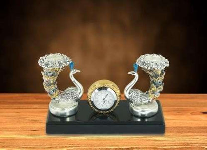 Royal Plume Heritage Clock